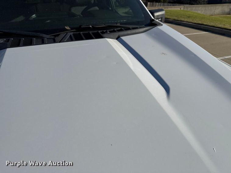 image for item ES5808 2022 Ford F150 Crew Cab pickup truck