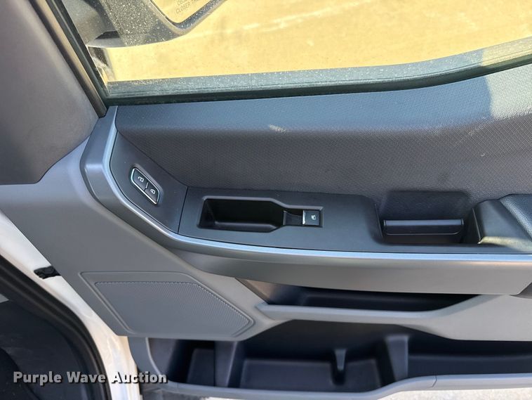 image for item ES5808 2022 Ford F150 Crew Cab pickup truck