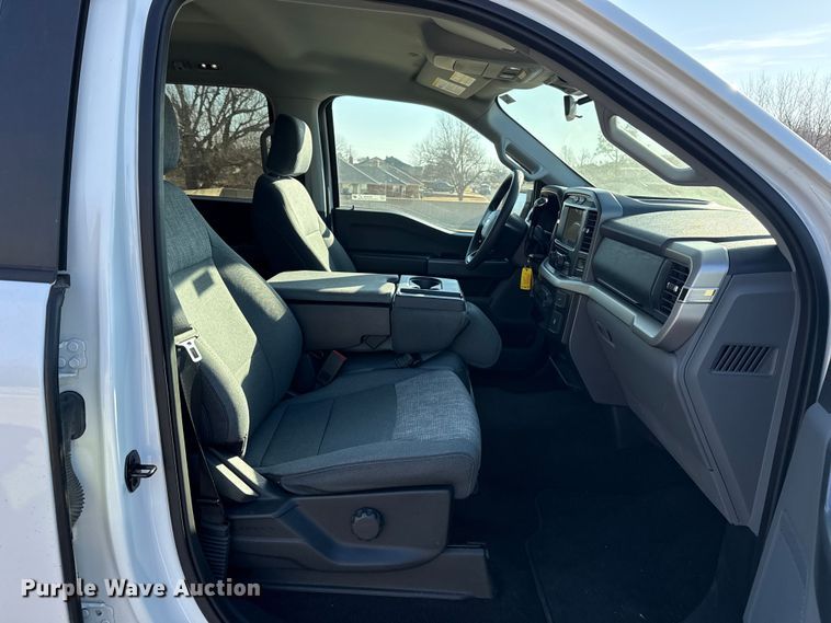 image for item ES5808 2022 Ford F150 Crew Cab pickup truck