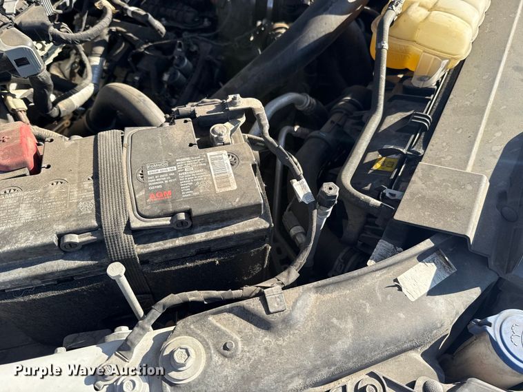 image for item ES5808 2022 Ford F150 Crew Cab pickup truck