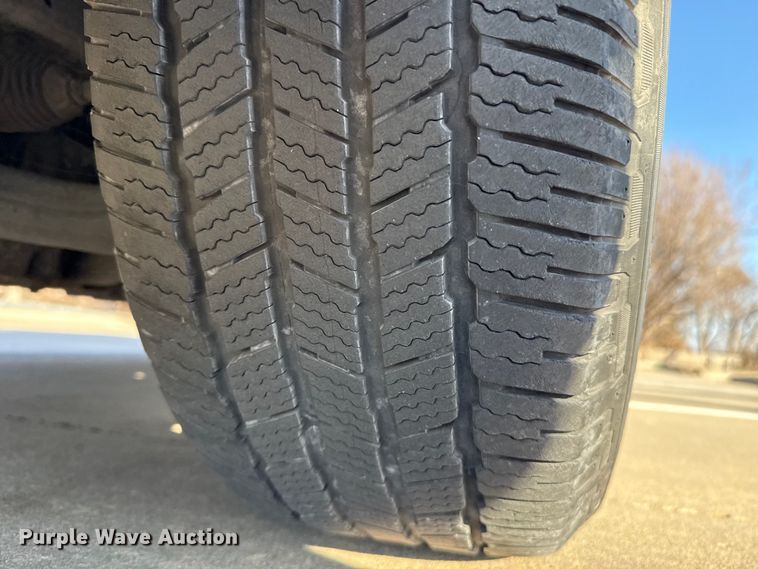 image for item ES5808 2022 Ford F150 Crew Cab pickup truck