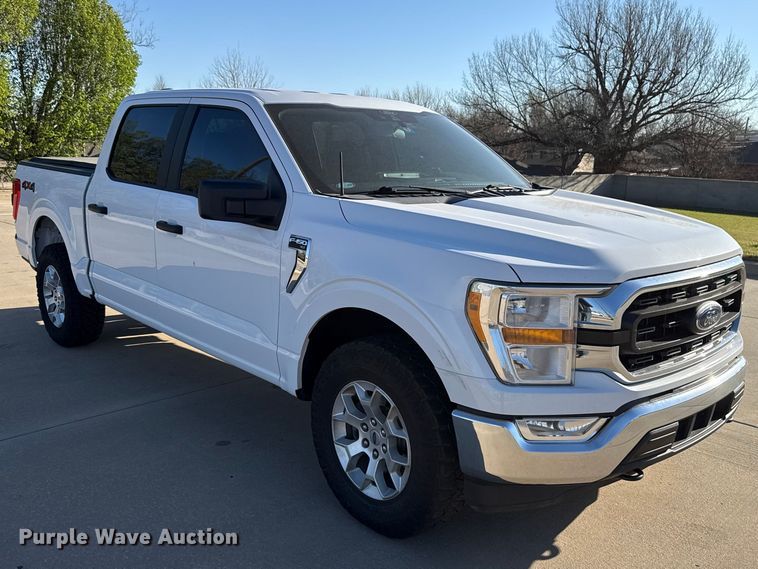 image for item ES5809 2022 Ford F150 Crew Cab pickup truck