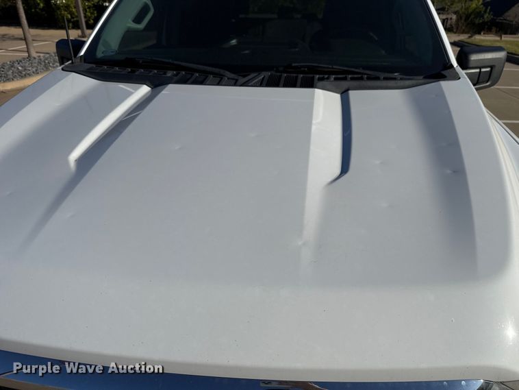 image for item ES5809 2022 Ford F150 Crew Cab pickup truck