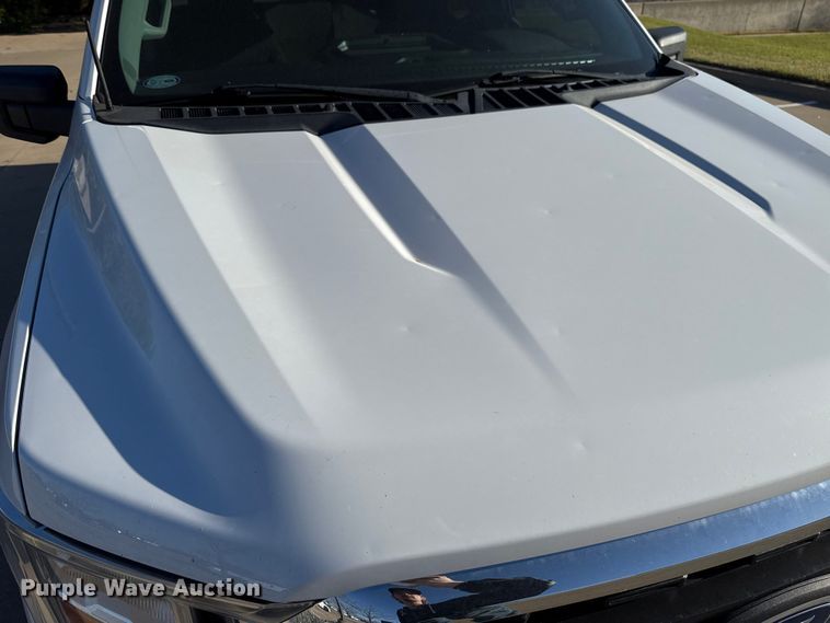 image for item ES5809 2022 Ford F150 Crew Cab pickup truck