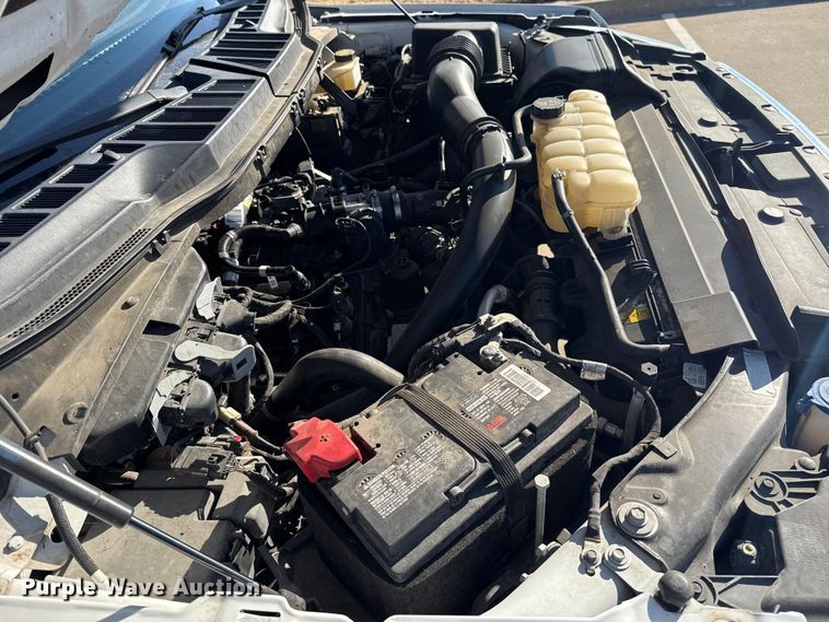 image for item ES5809 2022 Ford F150 Crew Cab pickup truck