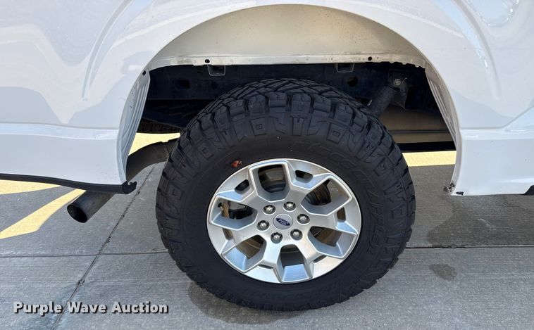 image for item ES5809 2022 Ford F150 Crew Cab pickup truck