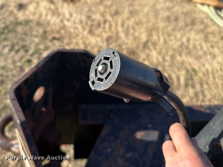 image for item ES5915 2013 Interstate equipment trailer