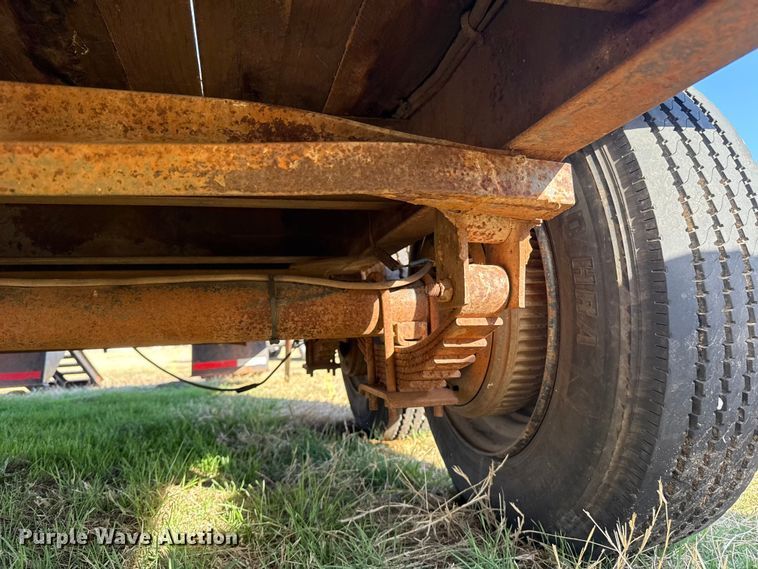 image for item ES5915 2013 Interstate equipment trailer