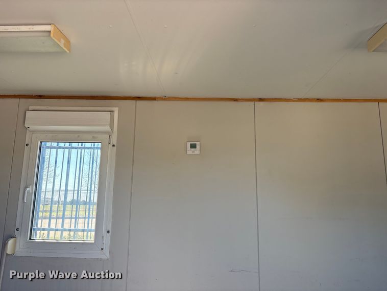 image for item ES8709 Portable office 