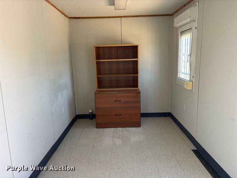 image for item ES8709 Portable office 