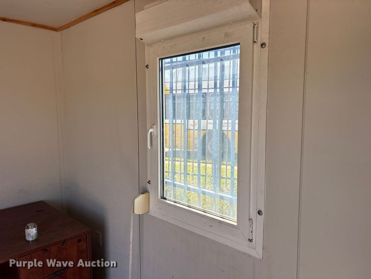 image for item ES8709 Portable office 