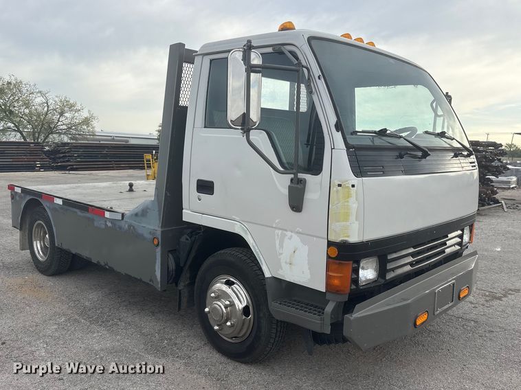 image for item ES8722 1995 Mitsubishi Fuso FE439 flatbed truck
