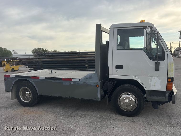 image for item ES8722 1995 Mitsubishi Fuso FE439 flatbed truck