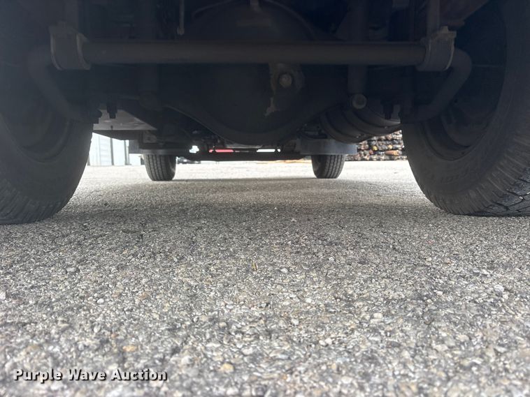 image for item ES8722 1995 Mitsubishi Fuso FE439 flatbed truck