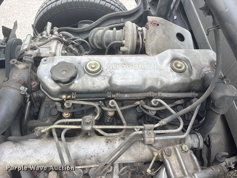 image for item ES8722 1995 Mitsubishi Fuso FE439 flatbed truck