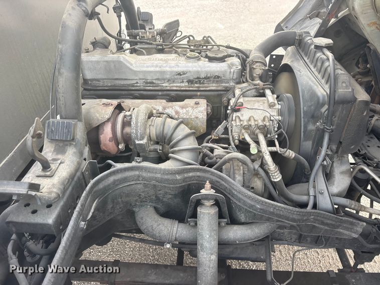 image for item ES8722 1995 Mitsubishi Fuso FE439 flatbed truck