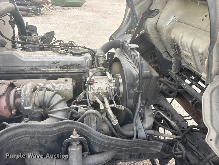 image for item ES8722 1995 Mitsubishi Fuso FE439 flatbed truck