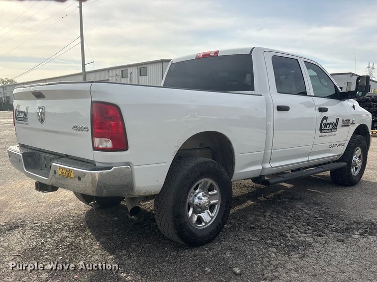 image for item ES8723 2018 RAM 2500 Crew Cab pickup truck