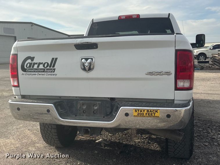 image for item ES8723 2018 RAM 2500 Crew Cab pickup truck