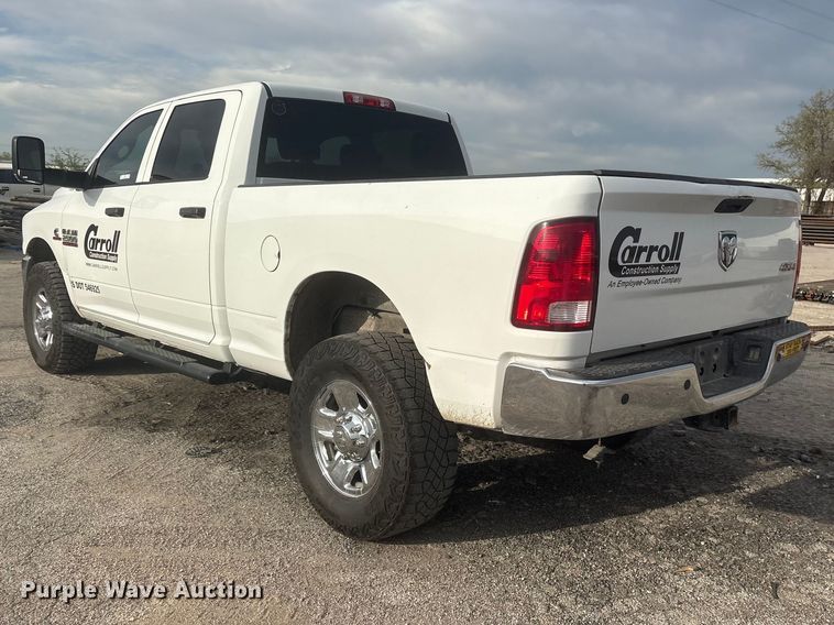 image for item ES8723 2018 RAM 2500 Crew Cab pickup truck