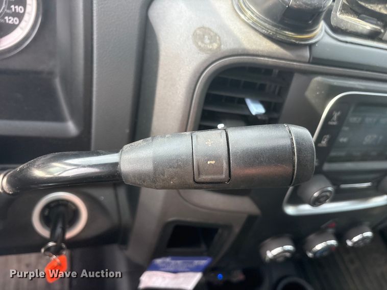 image for item ES8723 2018 RAM 2500 Crew Cab pickup truck