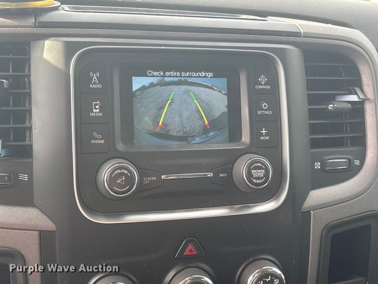 image for item ES8723 2018 RAM 2500 Crew Cab pickup truck