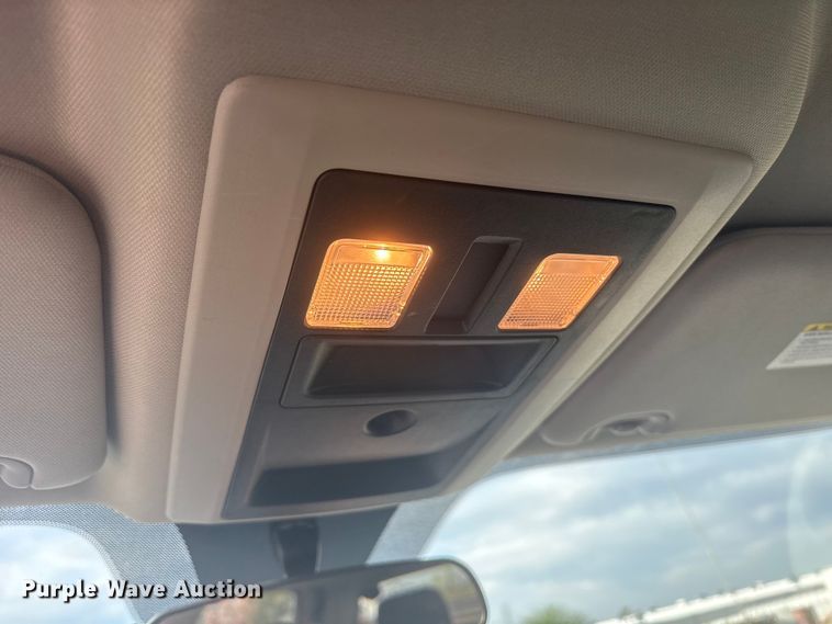 image for item ES8723 2018 RAM 2500 Crew Cab pickup truck