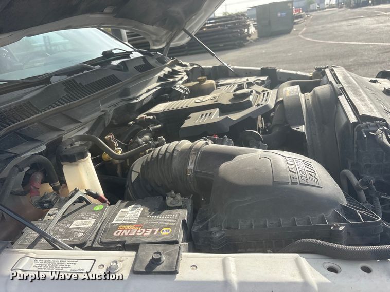 image for item ES8723 2018 RAM 2500 Crew Cab pickup truck