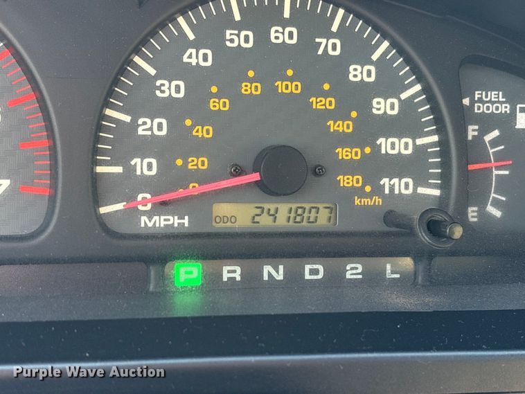 image for item ES8724 1999 Toyota 4Runner SUV