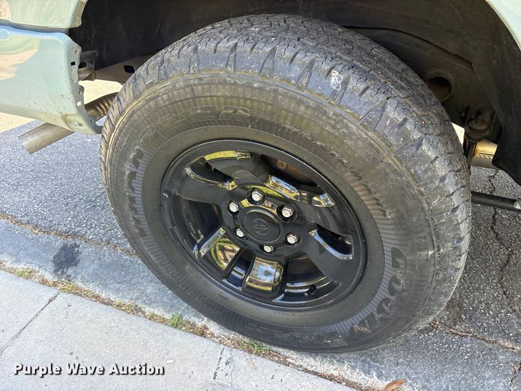 image for item ES8724 1999 Toyota 4Runner SUV