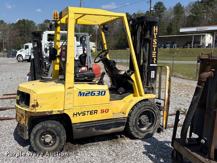 image for item ES8728 Hyster H50XM forklift