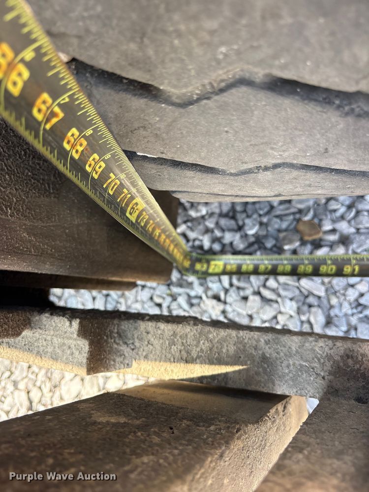 image for item ES8729 1991 Hyster H40XL forklift