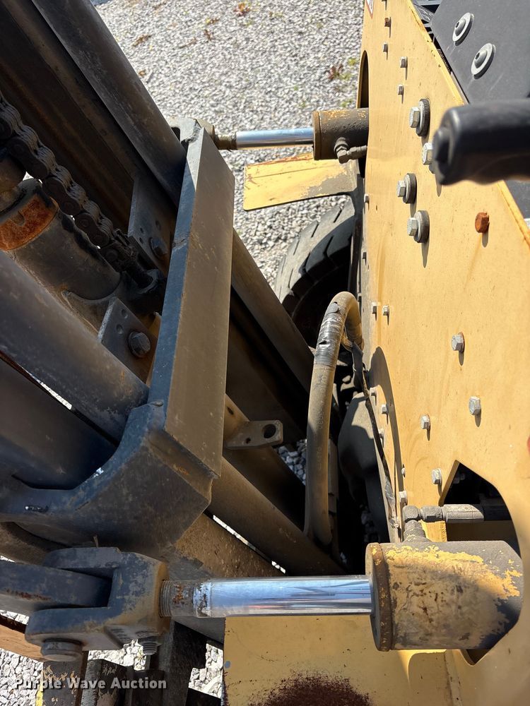 image for item ES8729 1991 Hyster H40XL forklift