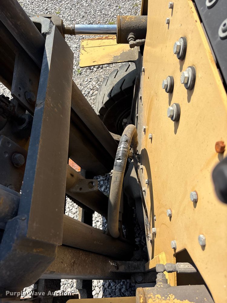 image for item ES8729 1991 Hyster H40XL forklift