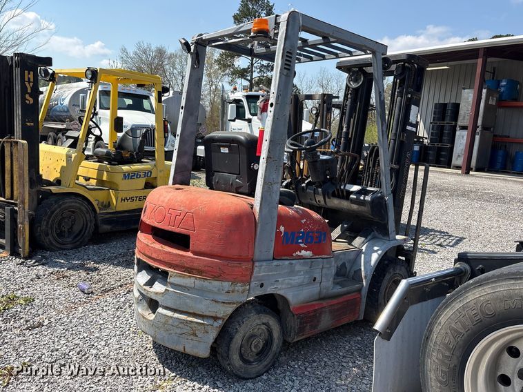image for item ES8730 1995 Toyota 42-6FGU18 forklift