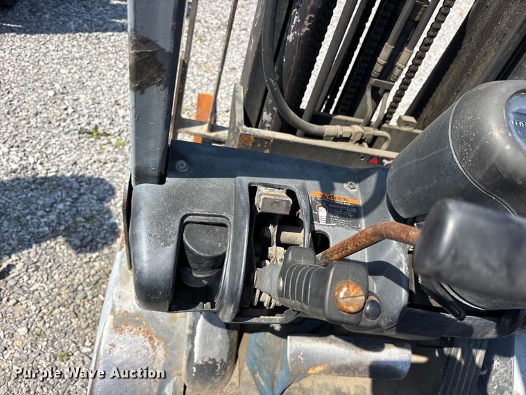 image for item ES8730 1995 Toyota 42-6FGU18 forklift