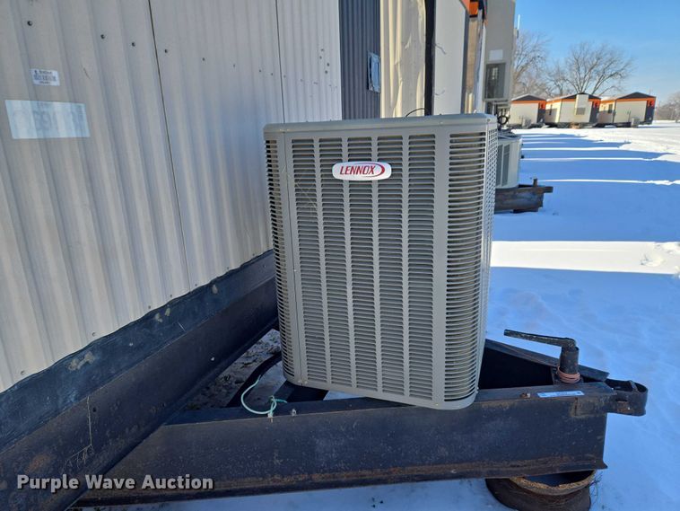 image for item ET1217 2011 Fleetwood portable home