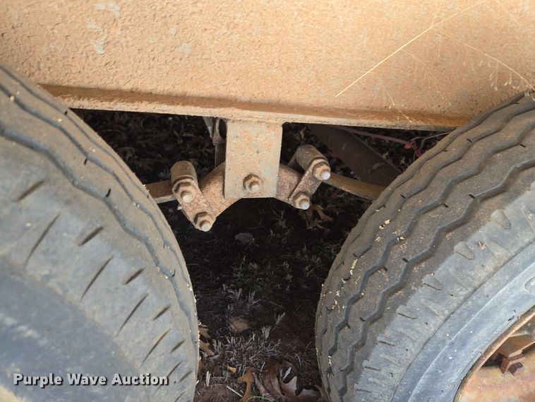 image for item ET1217 2011 Fleetwood portable home