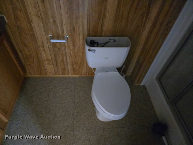 image for item ET1217 2011 Fleetwood portable home