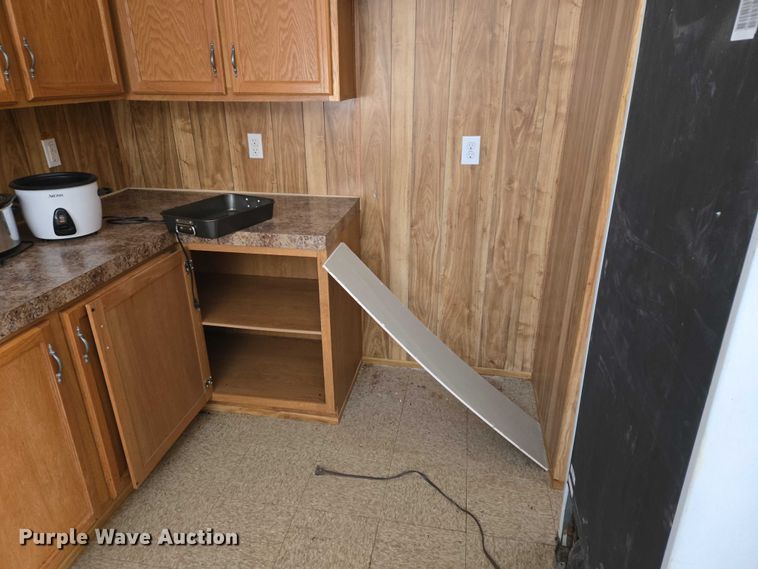 image for item ET1217 2011 Fleetwood portable home