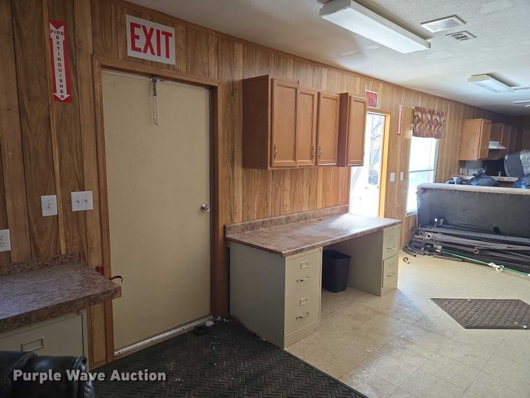 image for item ET1217 2011 Fleetwood portable home