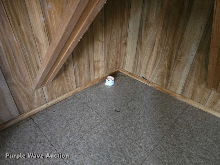 image for item ET1217 2011 Fleetwood portable home