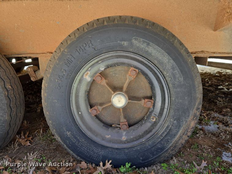 image for item ET1217 2011 Fleetwood portable home