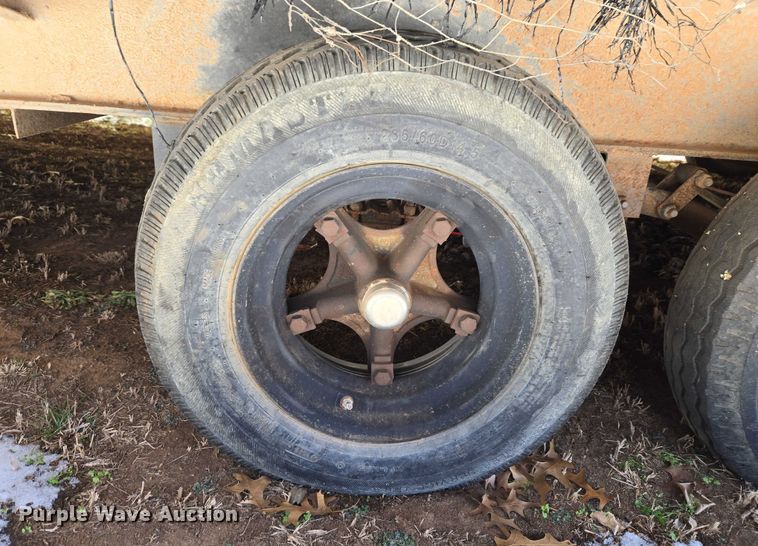 image for item ET1217 2011 Fleetwood portable home