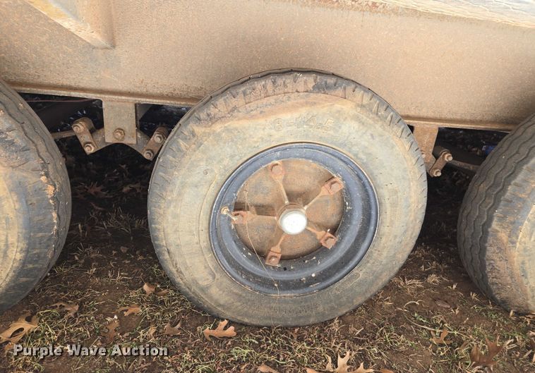 image for item ET1217 2011 Fleetwood portable home