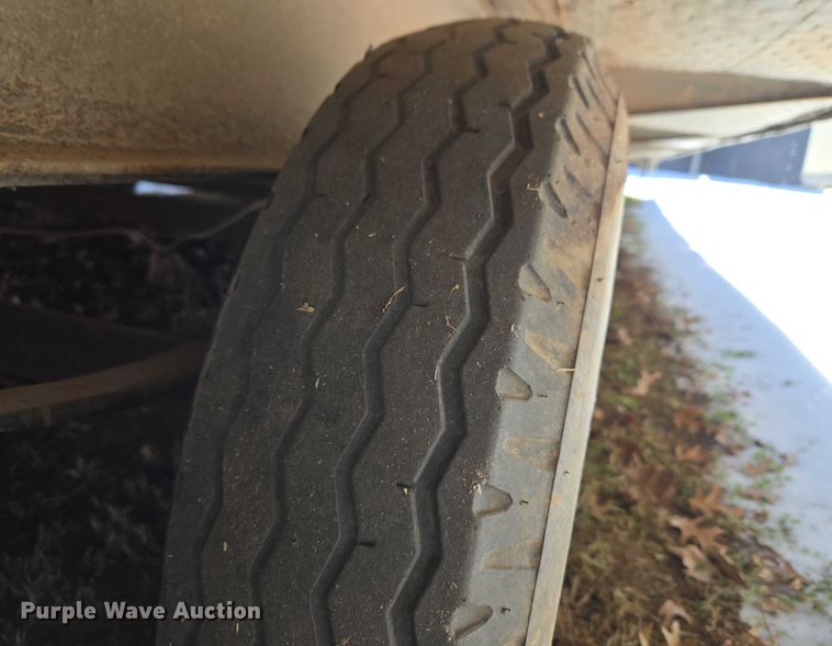 image for item ET1217 2011 Fleetwood portable home