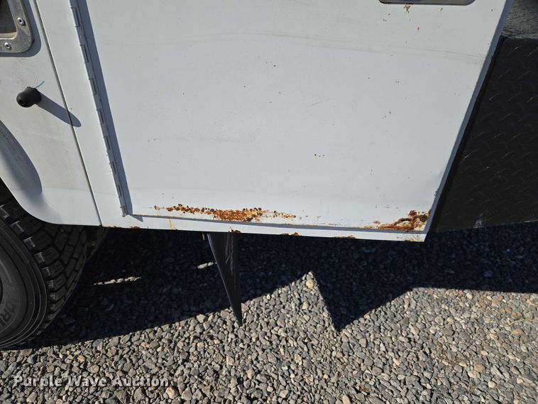 image for item ET1265 2008 Ford F450 bucket truck