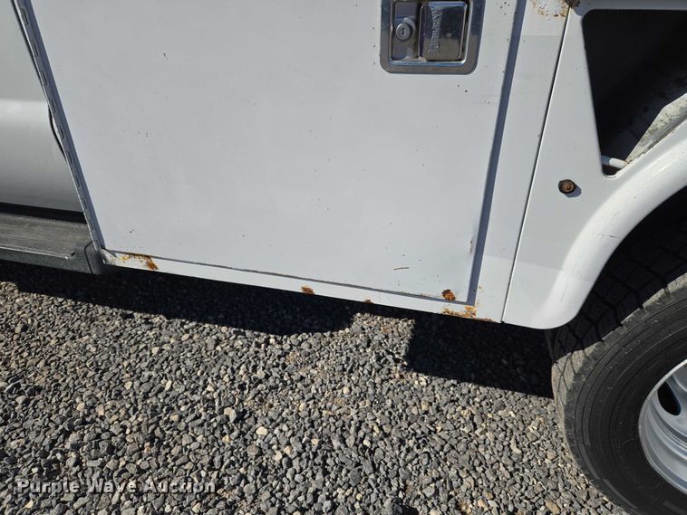 image for item ET1265 2008 Ford F450 bucket truck