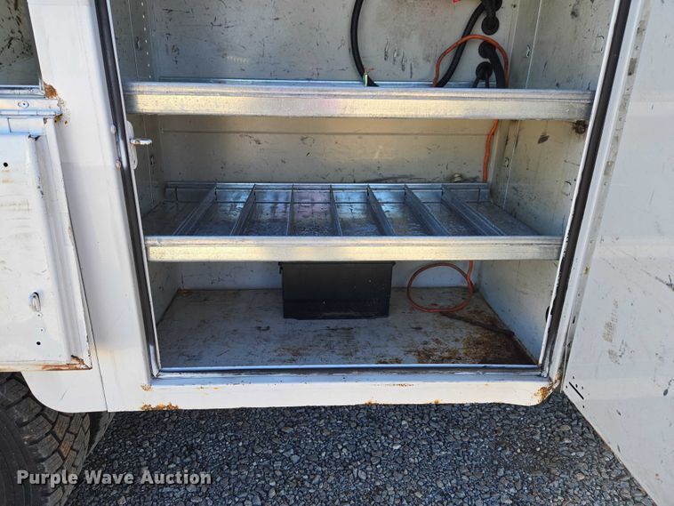 image for item ET1265 2008 Ford F450 bucket truck