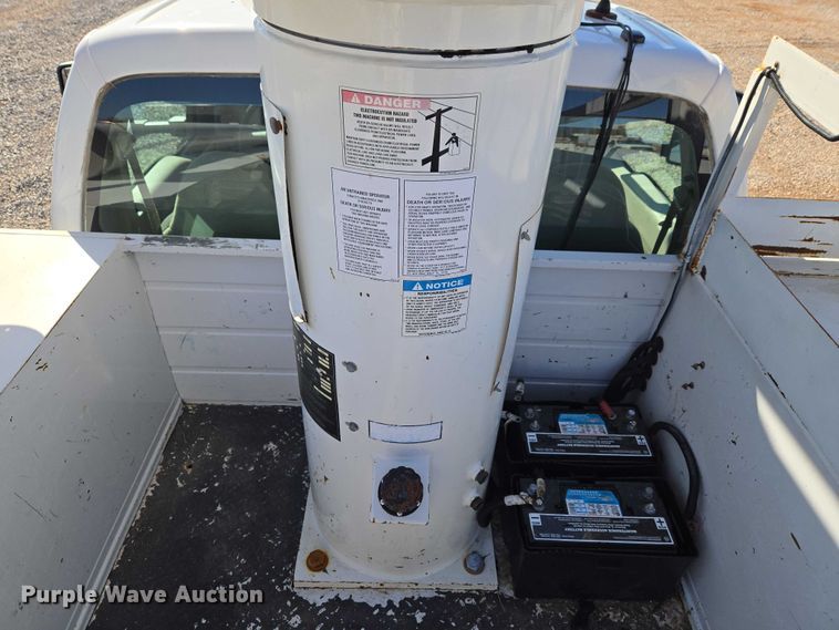 image for item ET1265 2008 Ford F450 bucket truck